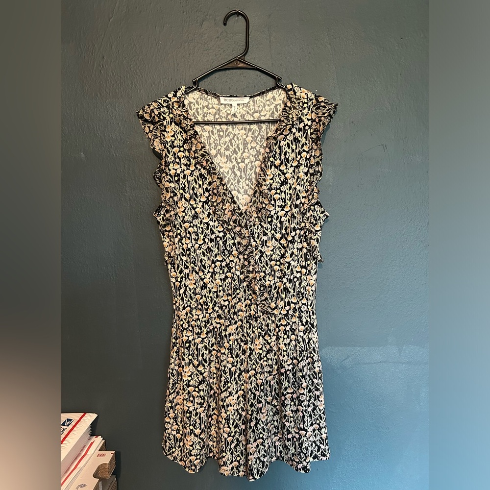BCBG Generation Floral Ruffled Romper